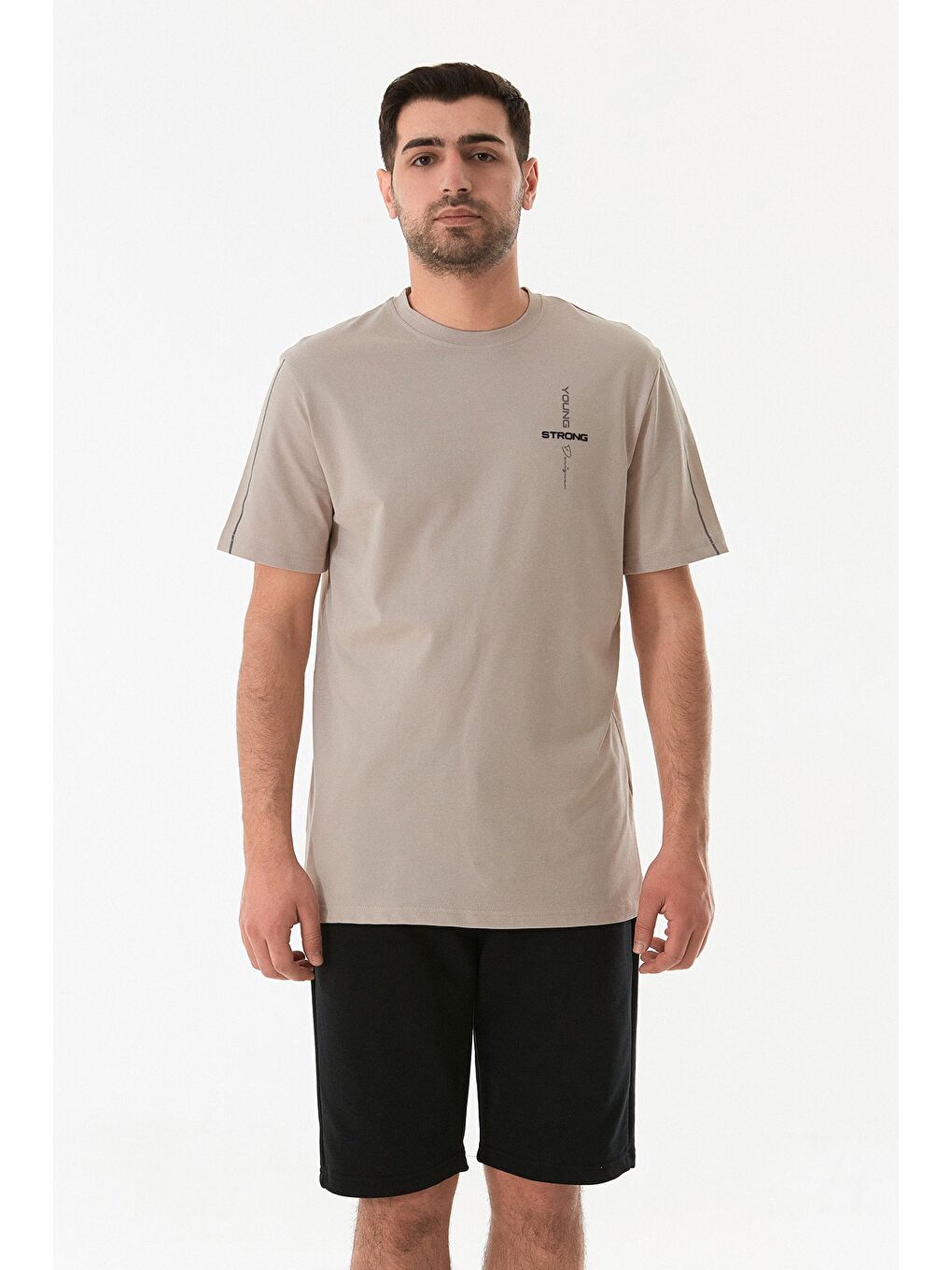 Bej Strong Baskılı Bisiklet Yaka Tişört-1