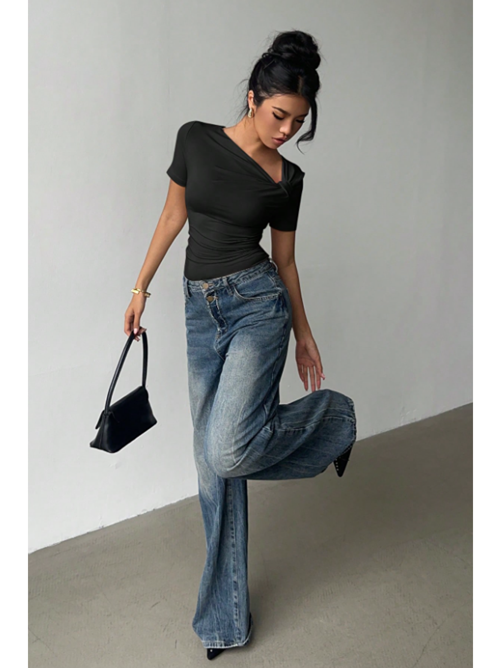 Kadın Siyah Çapraz Yaka Kısa Kollu Slim Fit Bluz-7