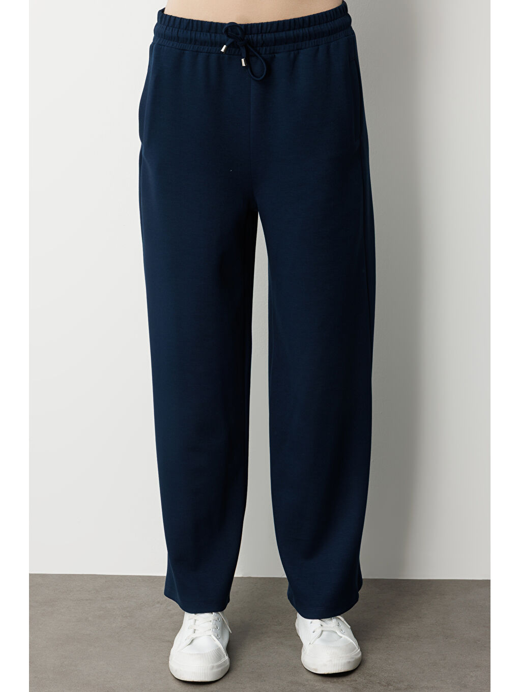 Lastikli Yumuşak Dokulu İndigo Mavi Jogger Pantolon-2