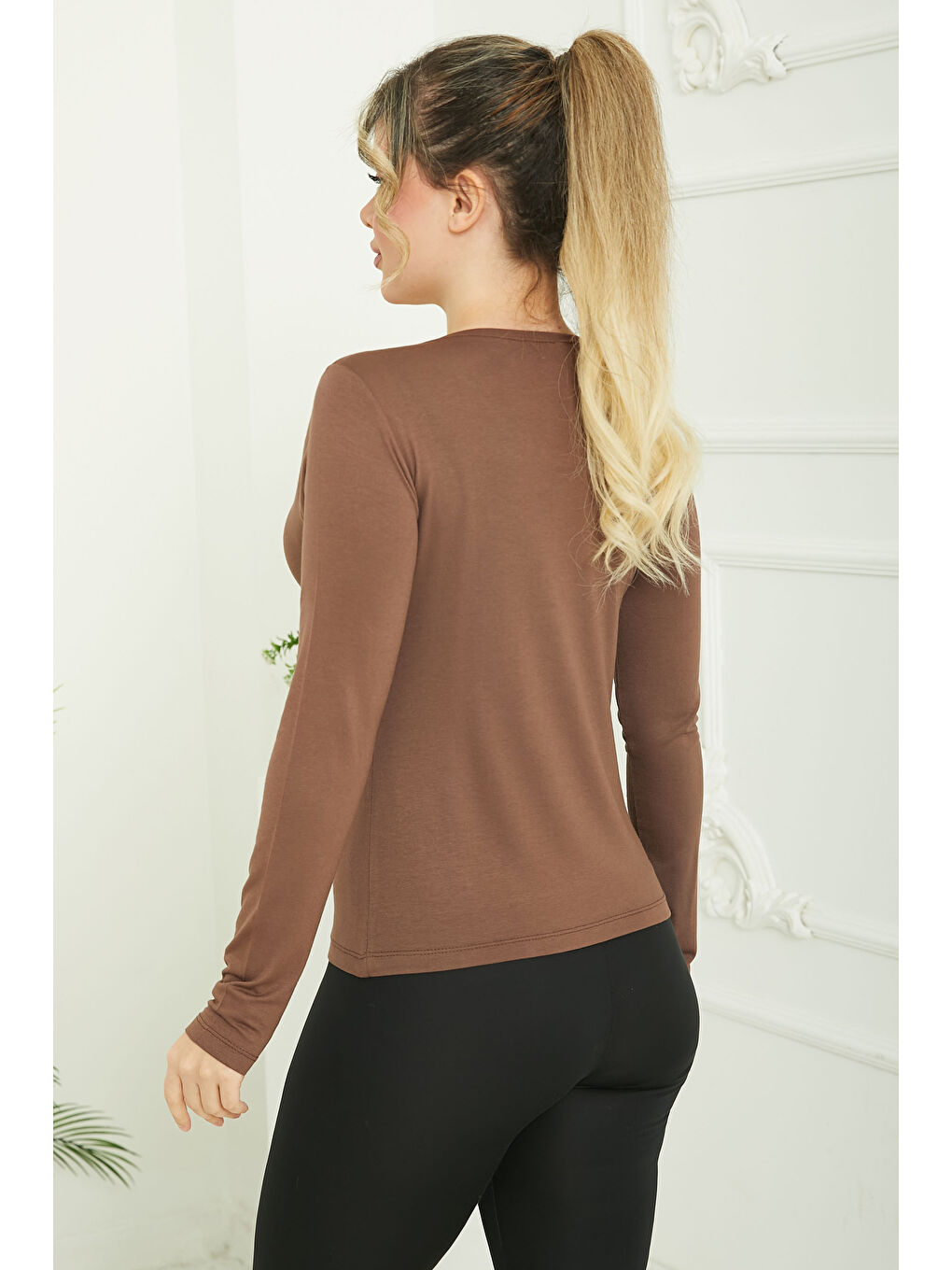 Kahverengi Oval Yaka Badi Kahve - 26828-4