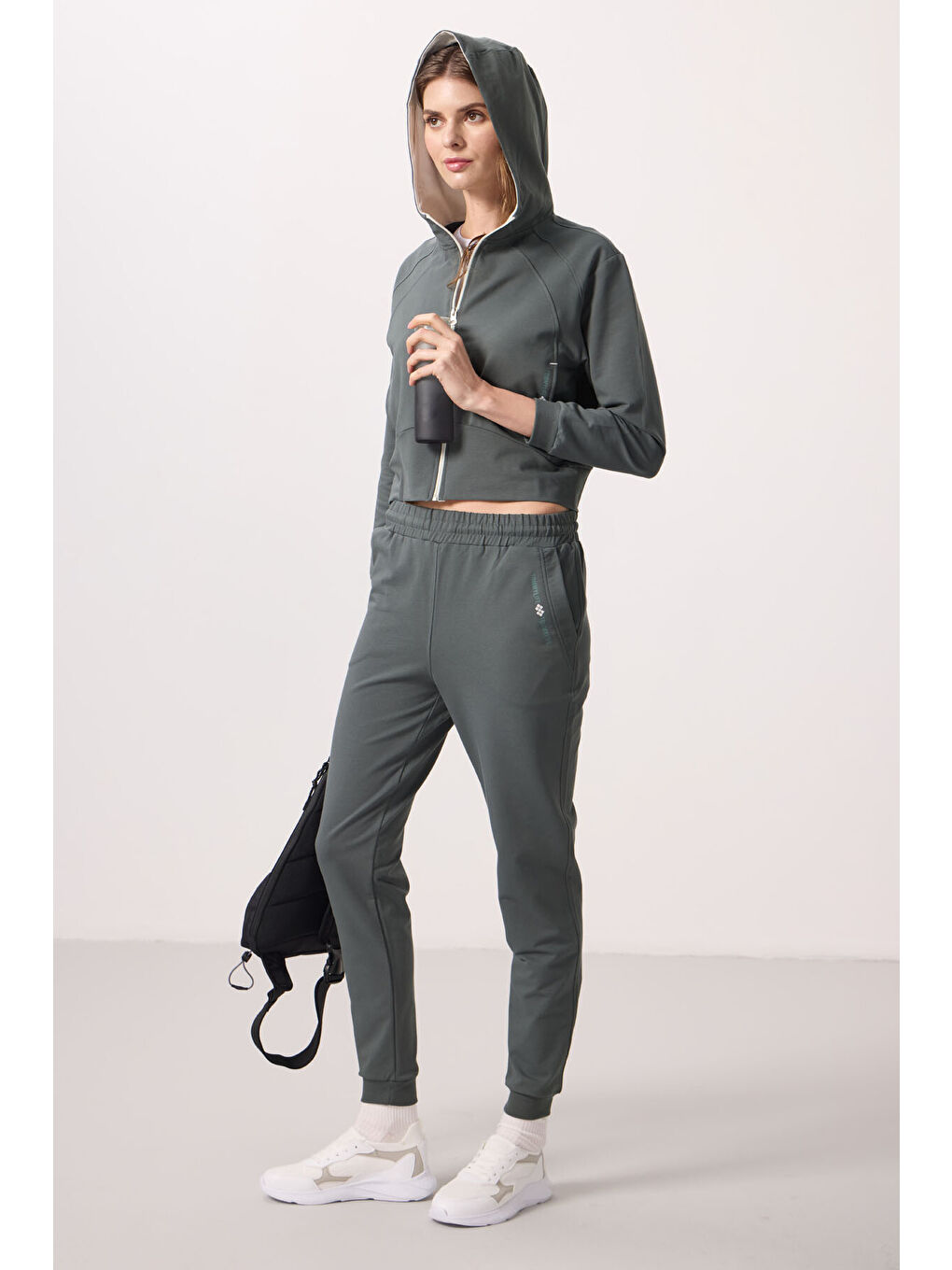 Haki Kapüşonlu Fermuarlı Oversize Kadın Eşofman Takım   95328-1