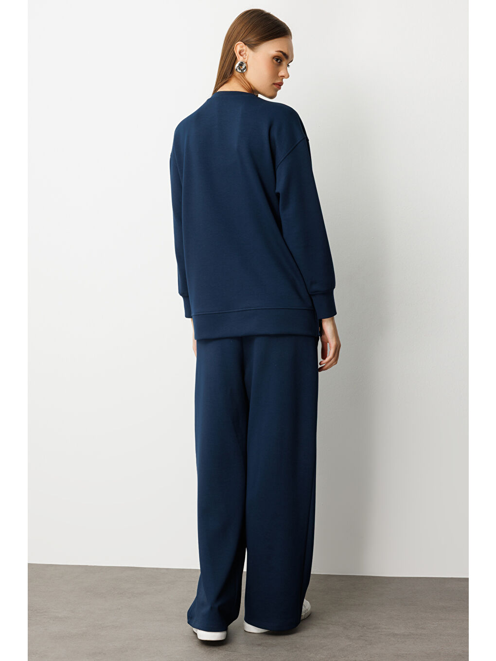 Lastikli Yumuşak Dokulu İndigo Mavi Jogger Pantolon-4