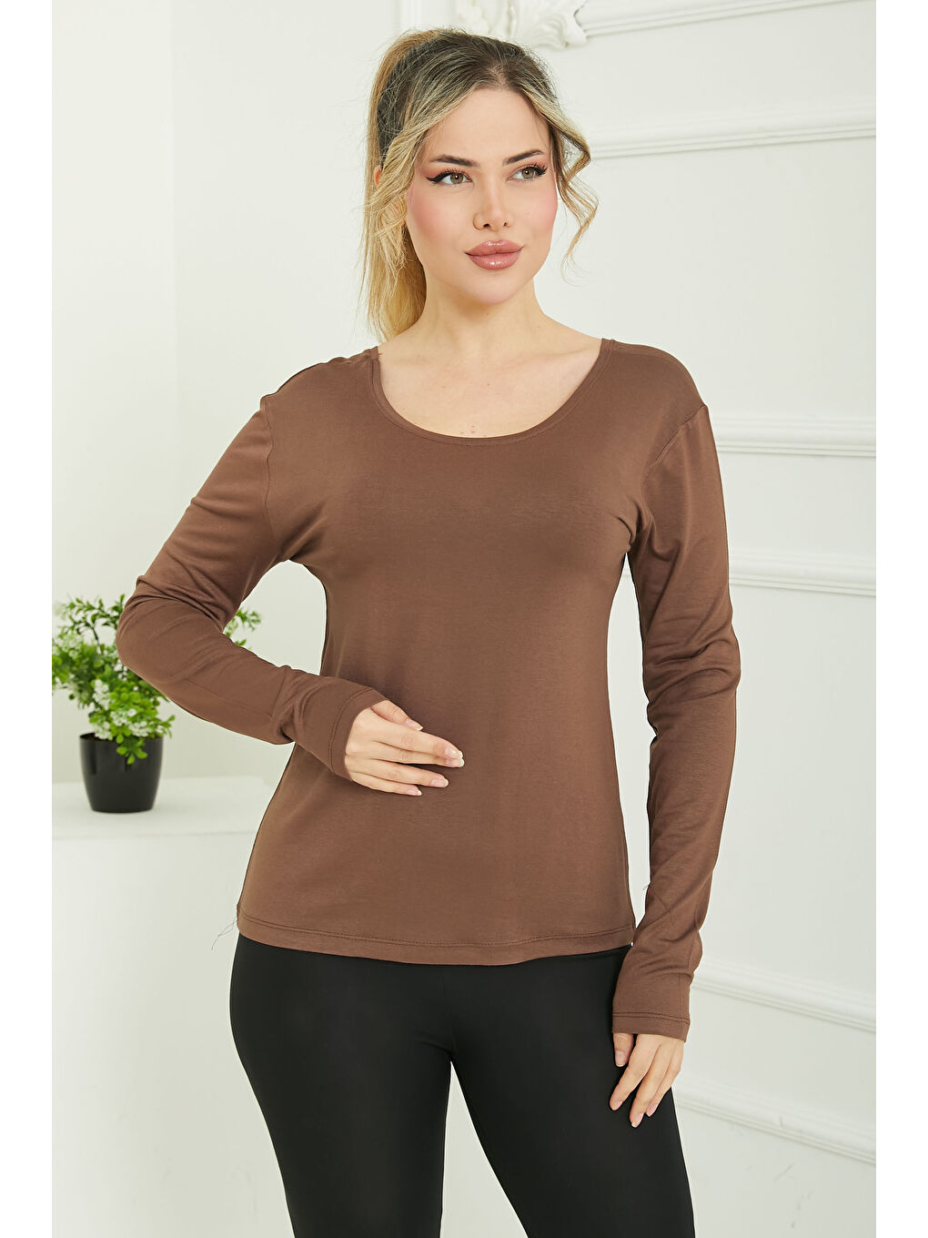 Kahverengi Ön ve Arka Oval Yaka Badi Kahve - 26829