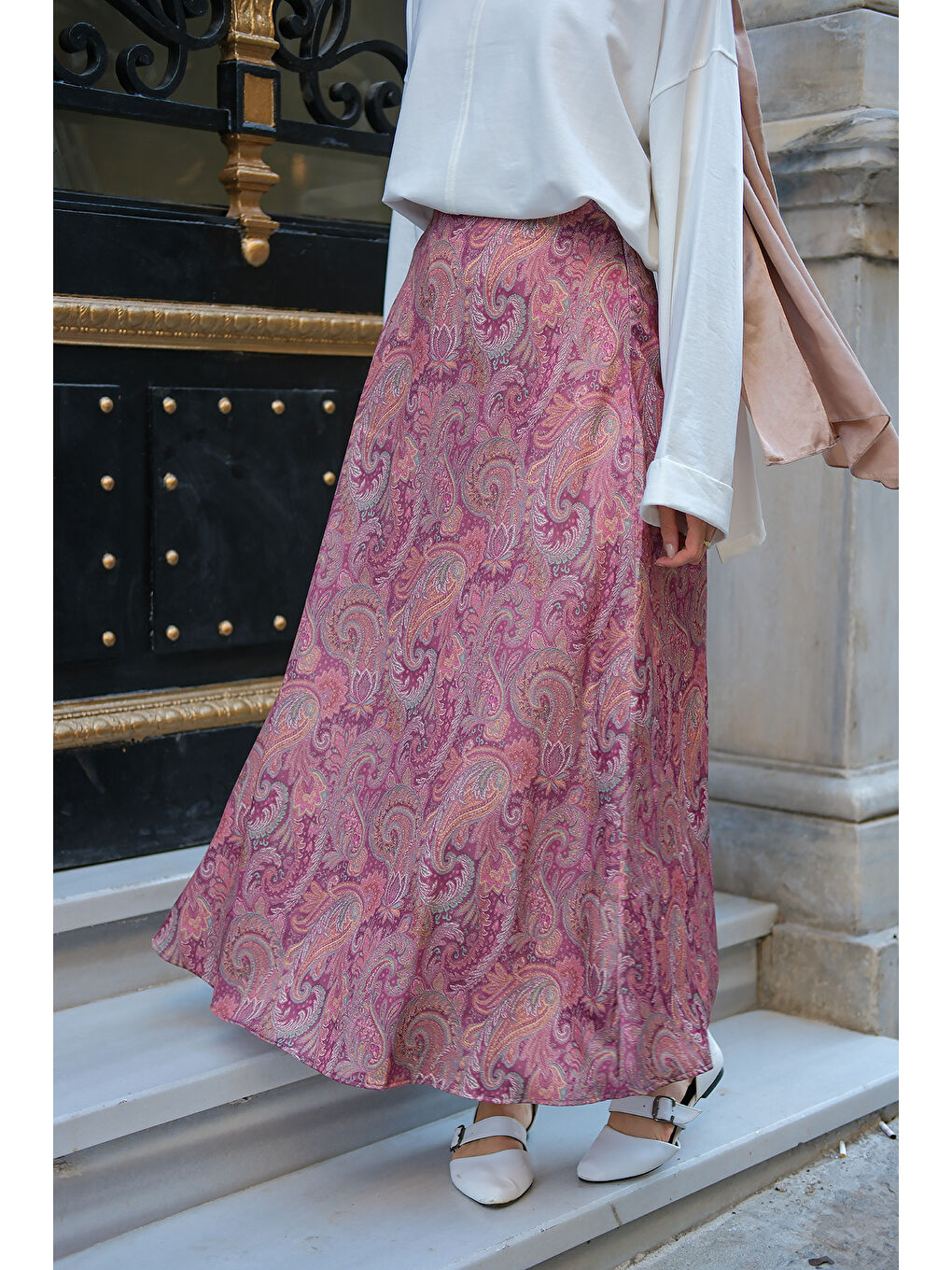 Kadın Desenli Saten Etek Mor-1