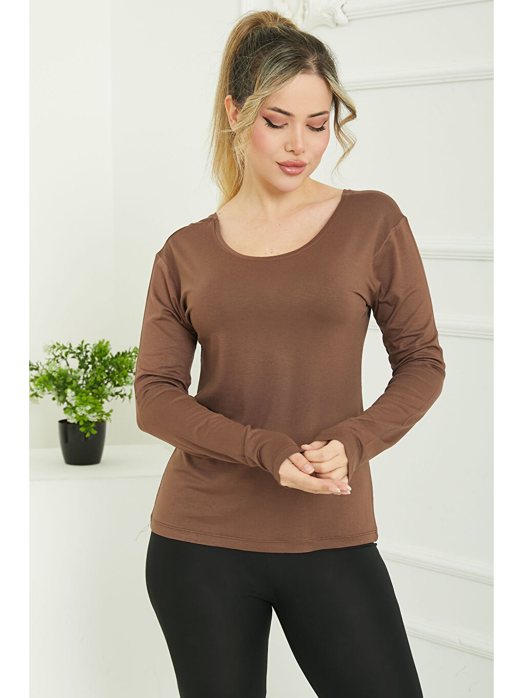 Kahverengi Ön ve Arka Oval Yaka Badi Kahve - 26829-1