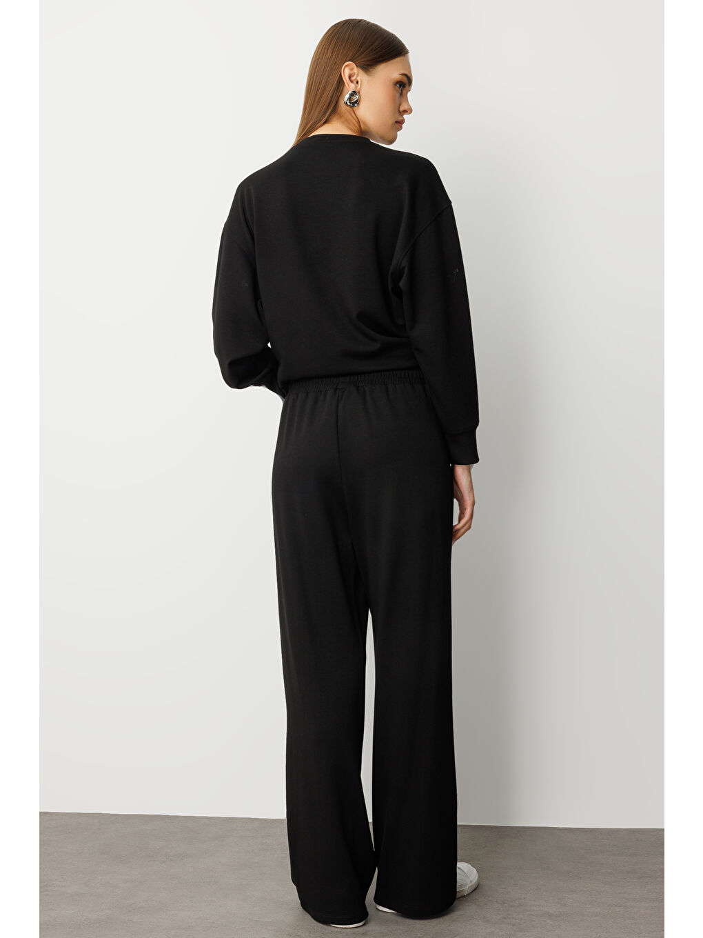 Beli Lastikli Yumuşak Dokulu Siyah Jogger Pantolon-4