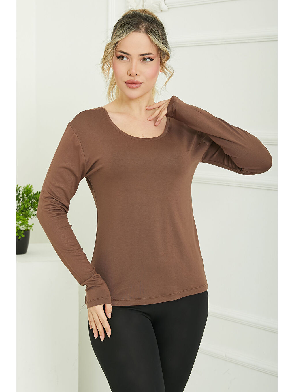 Kahverengi Ön ve Arka Oval Yaka Badi Kahve - 26829-4