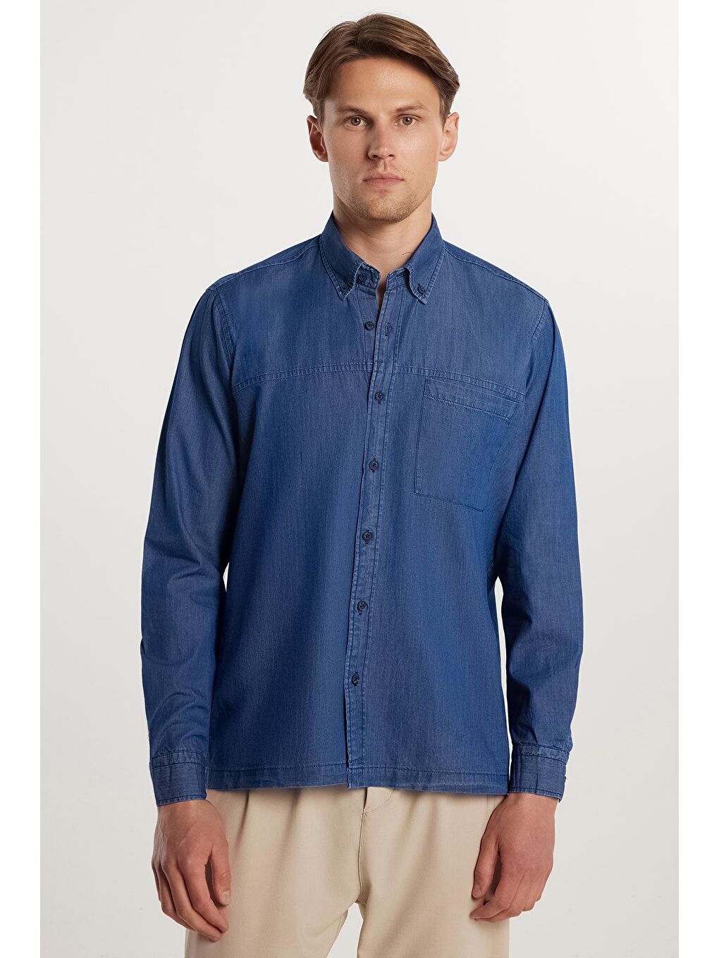 Regular Fit Rahat Kesim Cepli Denim Düğmeli Yaka Mavi Jean Gömlek-3