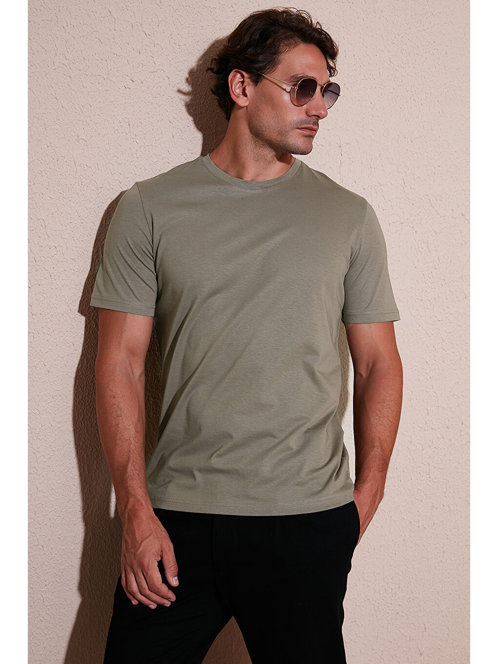 Yeşil Pamuklu Regular Fit Bisiklet Yaka %100 Pamuk Tişört 59020204-1