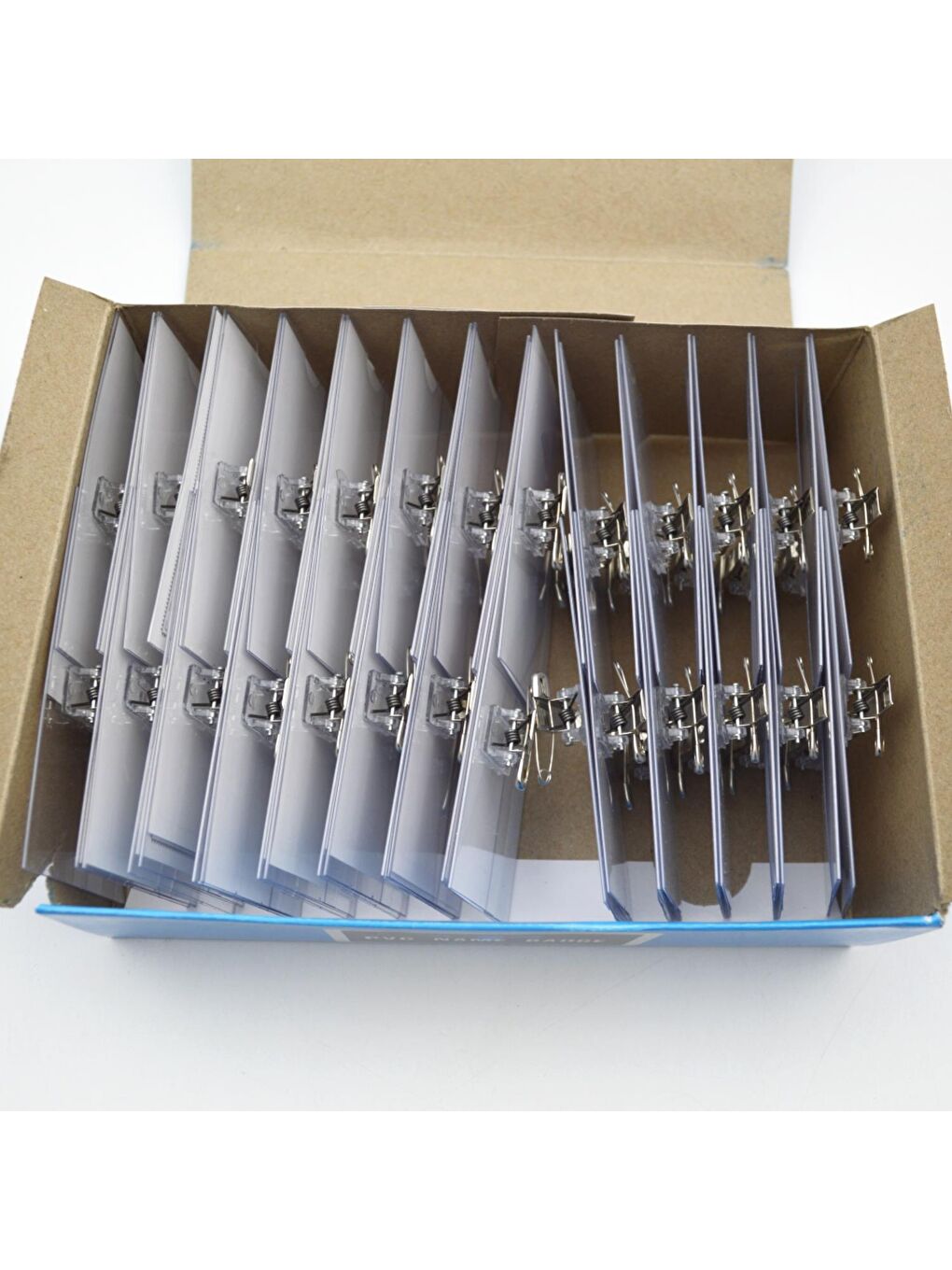 Sakura İğneli Yaka Kartı 50 li Kutu (LN130)-1