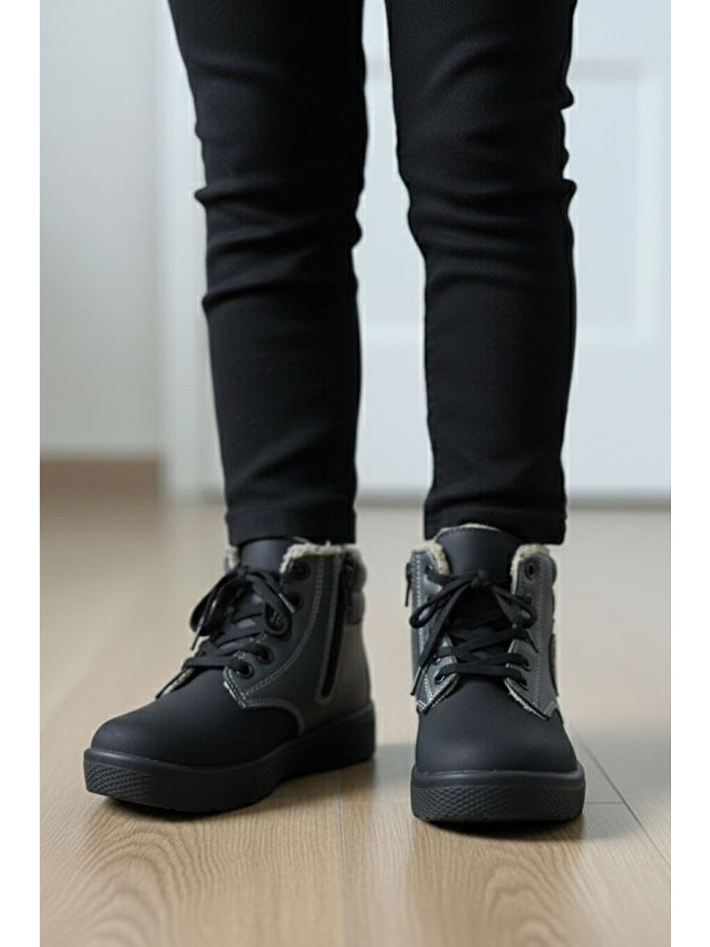 Kız Çocuk Gri İçi Pelüş Suni Deri Bot - 28079-GRI-2