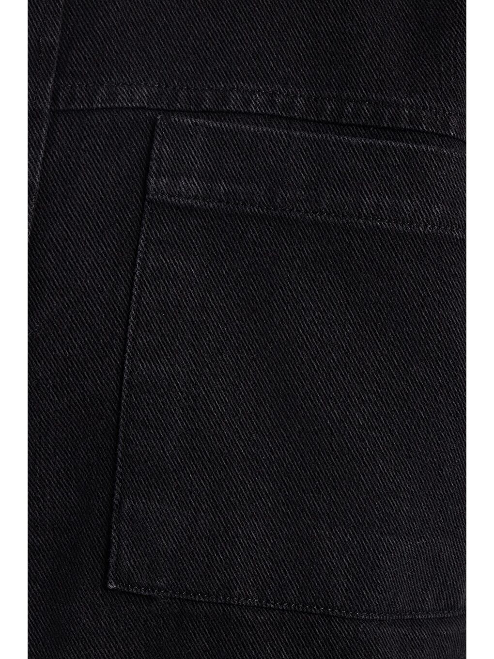 Regular Fit Rahat Kesim Cepli Denim Düğmeli Yaka Siyah Jean Gömlek-5