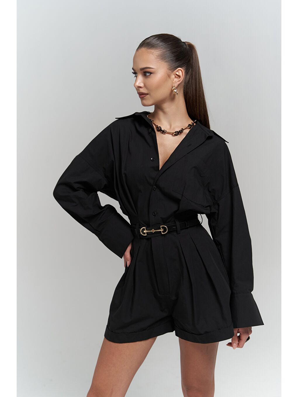 Moaen Kemer Detay Kısa Siyah Tulum-4