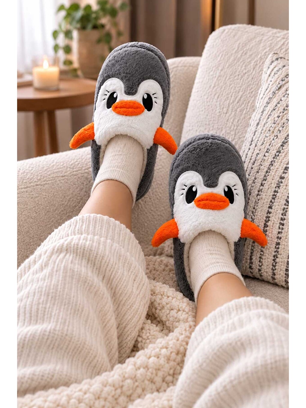 Gri Kadın Pelüş Penguen Figürlü Ev Terliği Sıcak Tutan Kışlık Panduf Terlik-4
