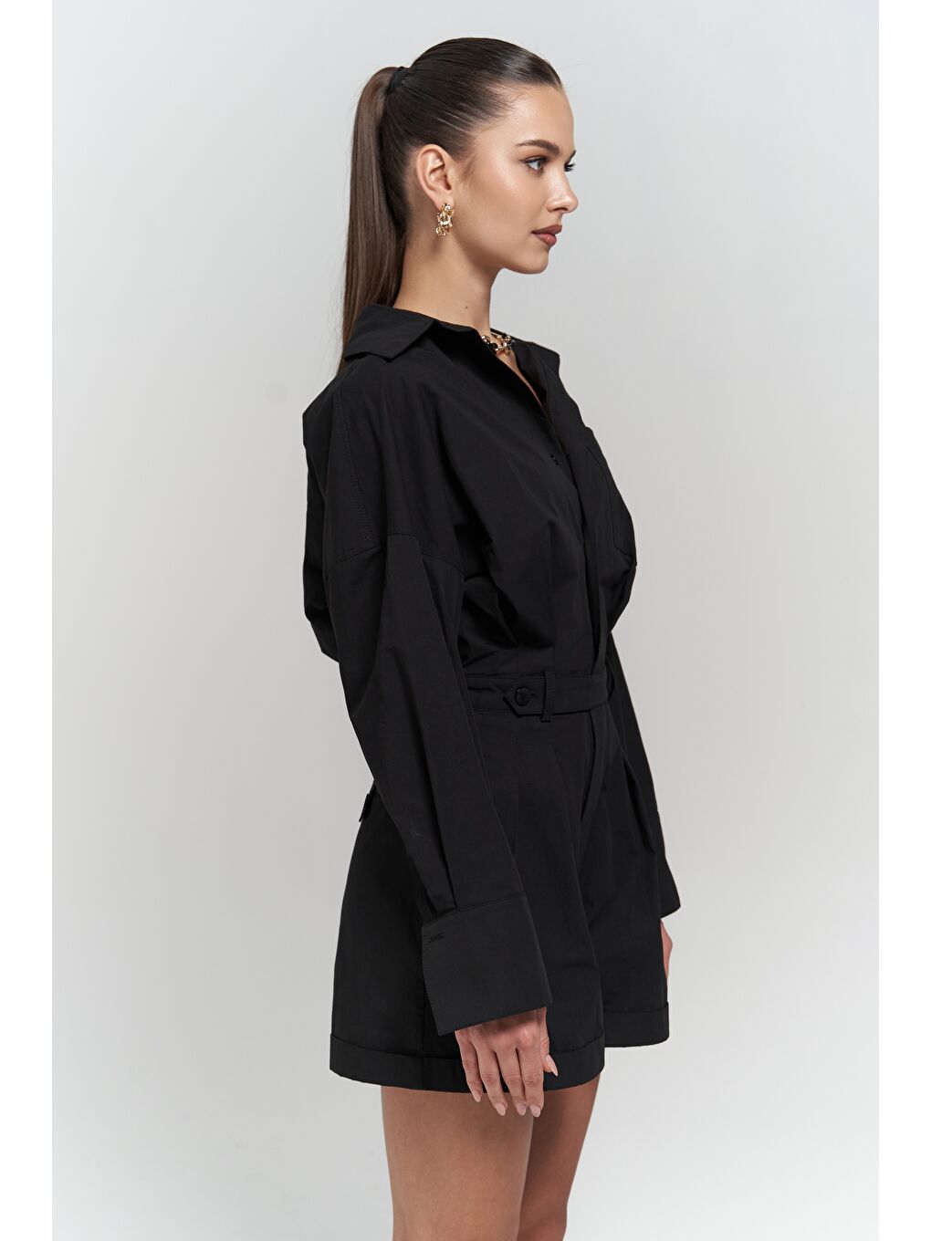 Moaen Kemer Detay Kısa Siyah Tulum-5