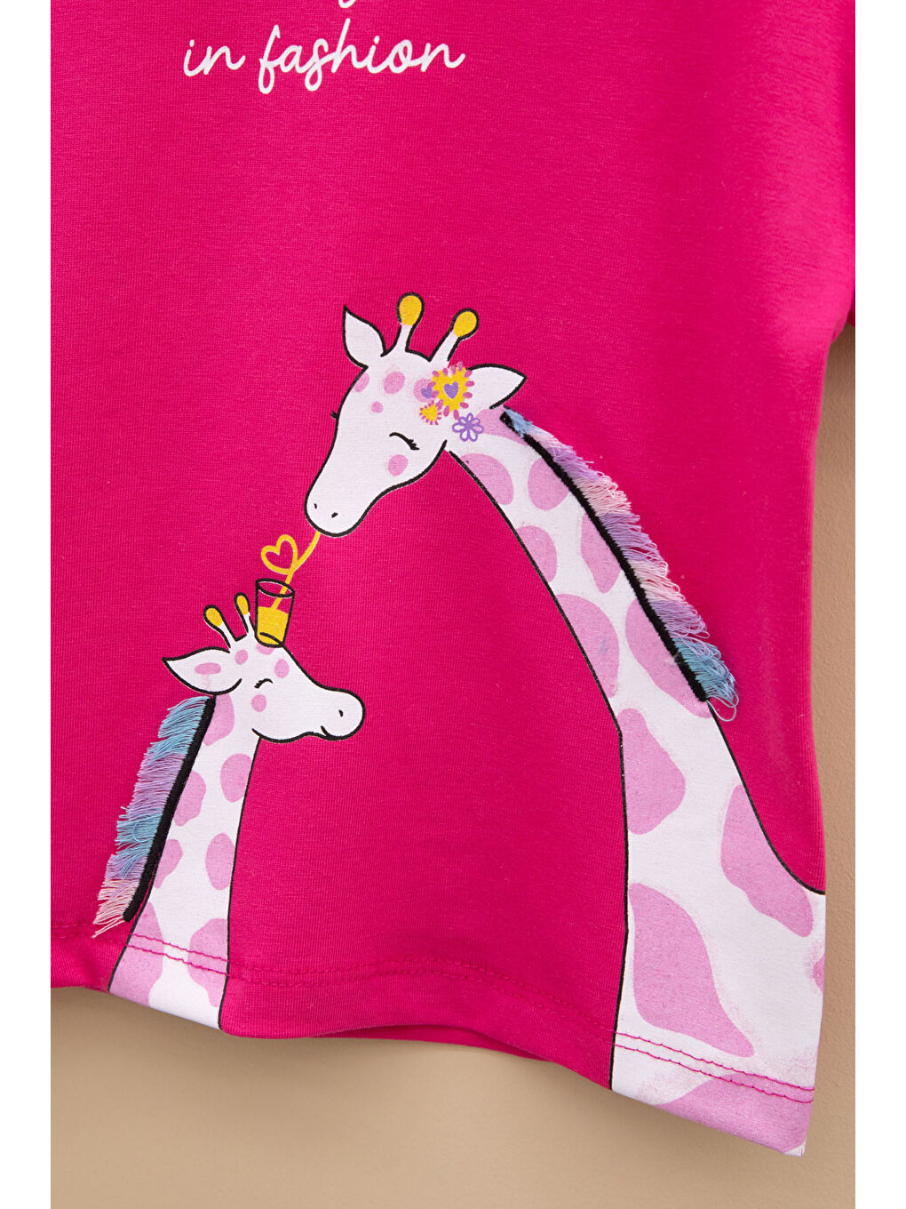 Fuşya Zürafa Baskılı Fırfırlı Kız Bebek Kısa Kol Tişört 20995-1