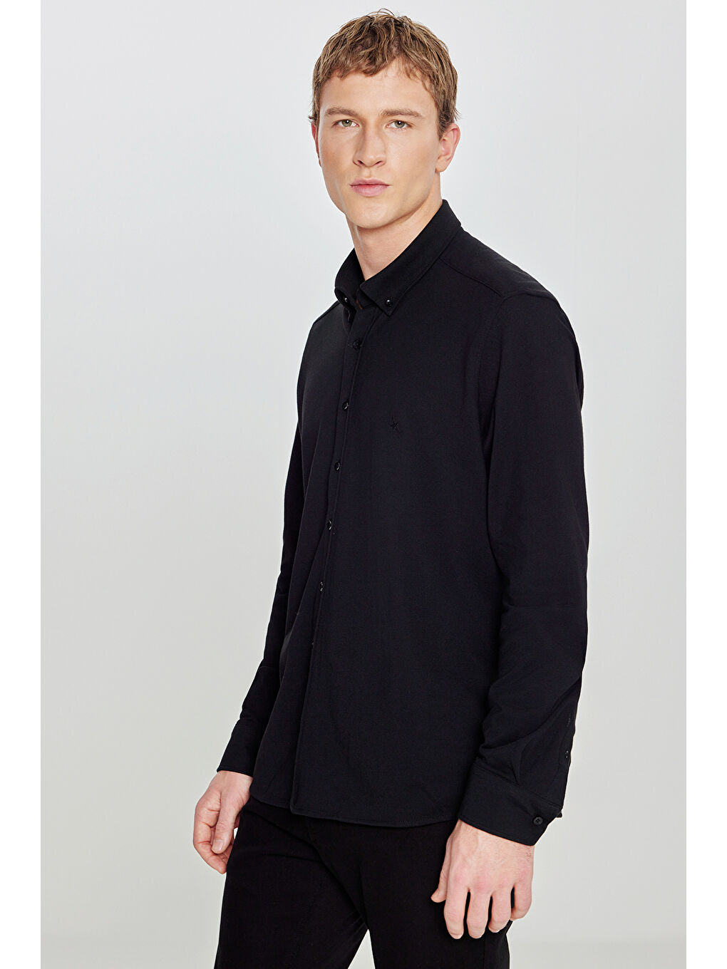 Erkek Siyah 360 Her Yöne Esneyen Pamuklu Tailored Slim Fit Dar Kesim Düğmeli Yaka Örme Gömlek-2