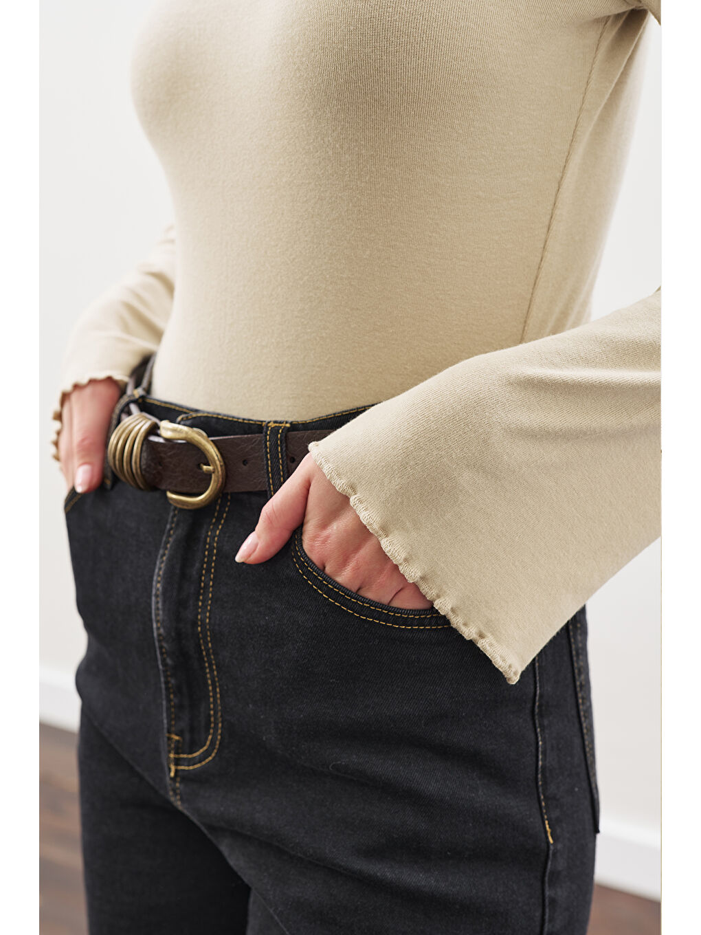 Bej Balıkçı Yaka Bluz Taş-4