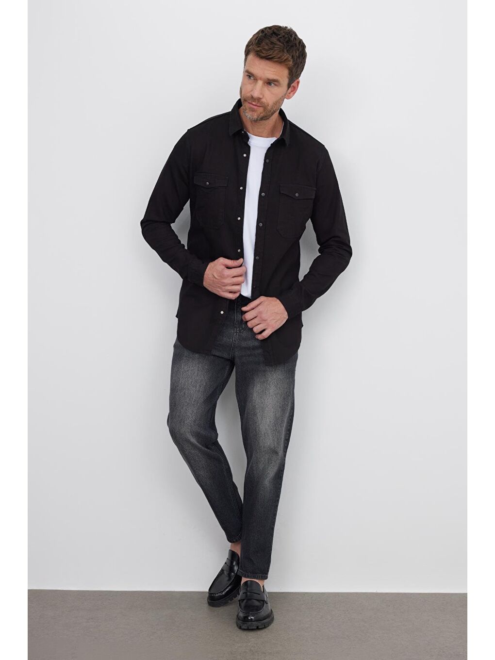 Erkek Slim Fit Dar Kesim Uzun Kollu Denim Jean Çift Cep Çıtçıtlı Siyah Gömlek-3