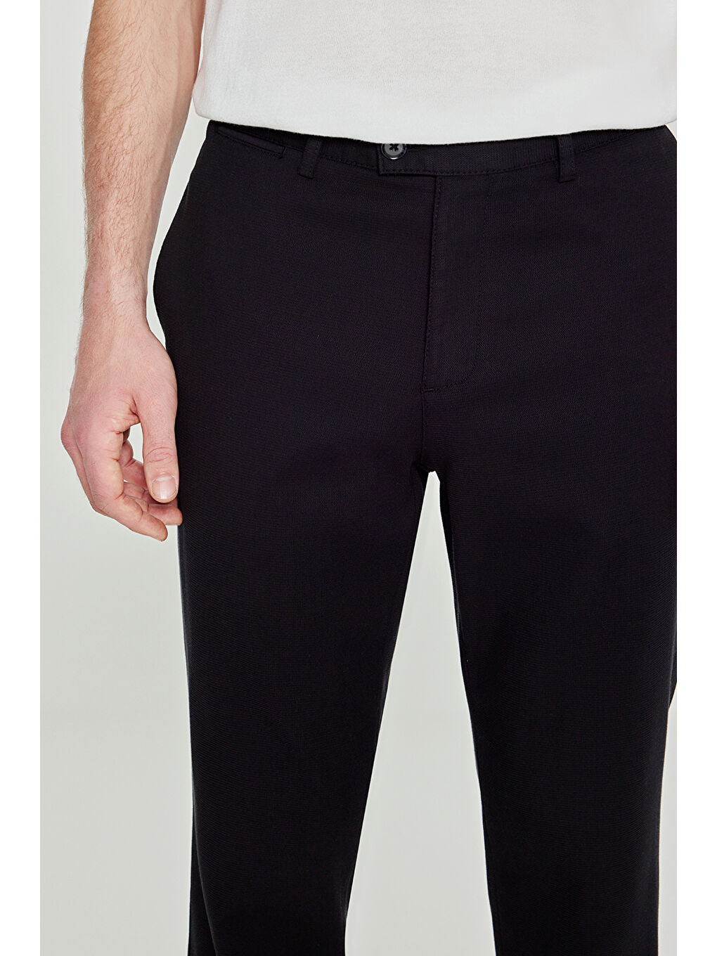 Erkek Siyah Regular Fit Normal Kesim Yan Cepli Armürlü Casual Pantolon-3