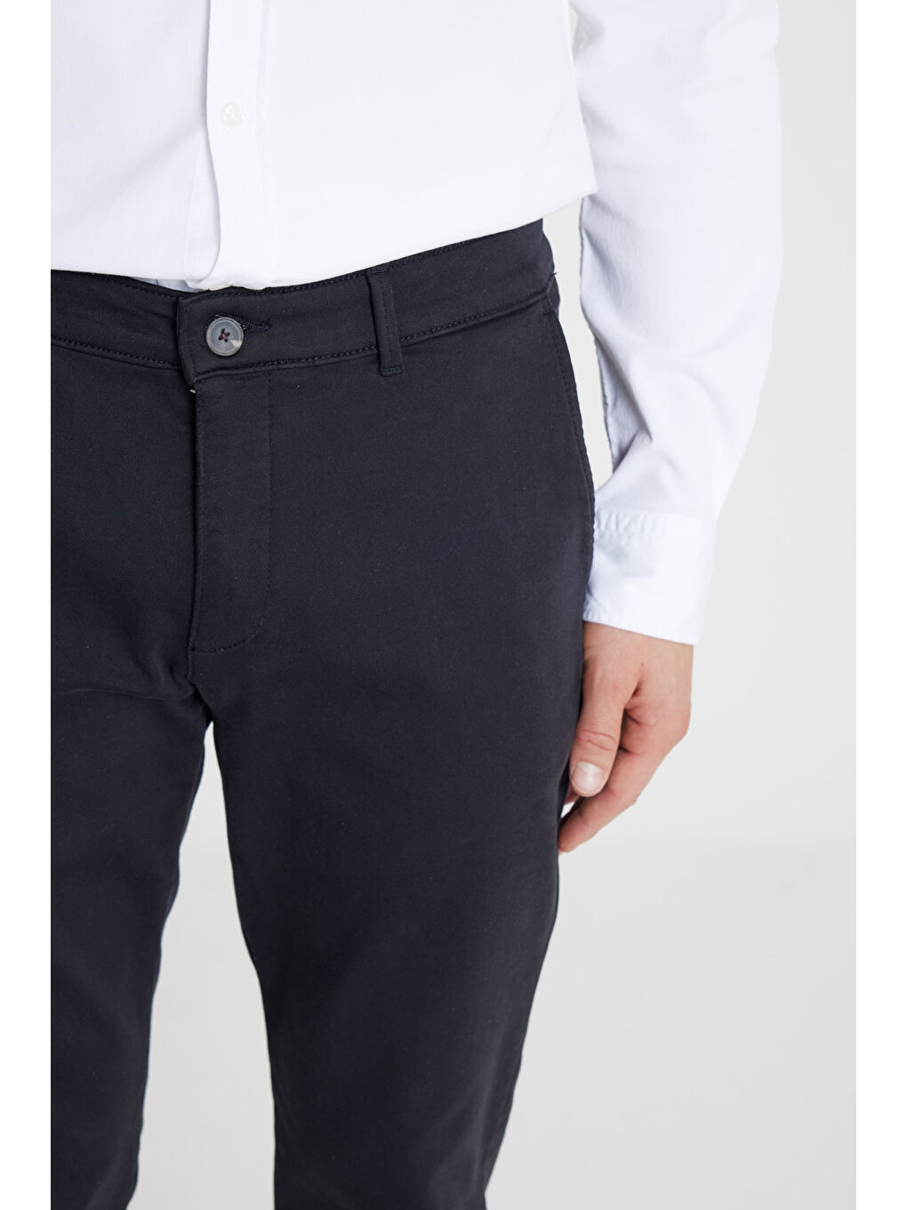 Erkek Siyah Pamuklu Slim Fit Dar Kesim Yan Cep Casual Pantolon-3