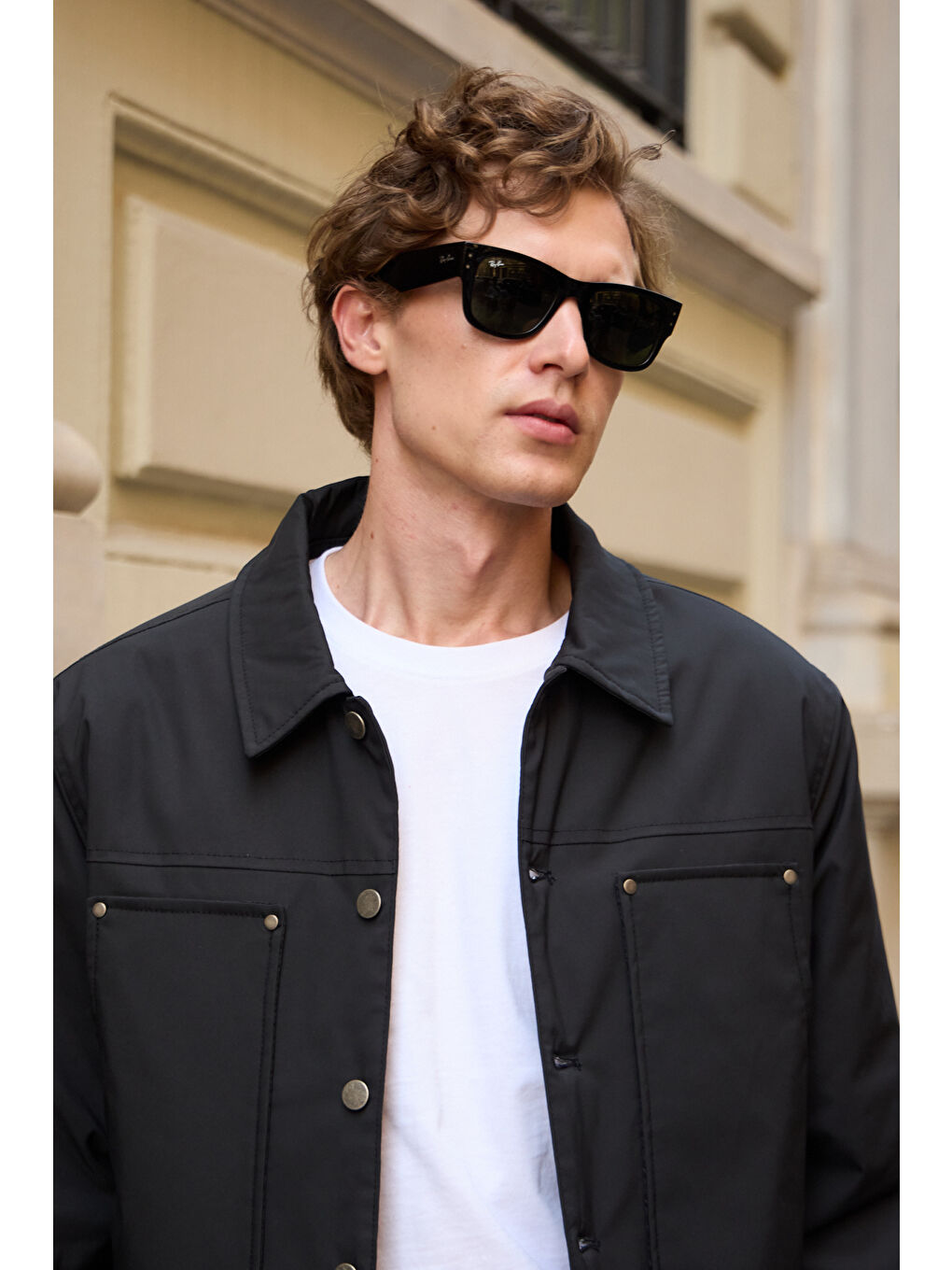 Erkek Modelli Kapitoneli Mont Ceket Siyah-6