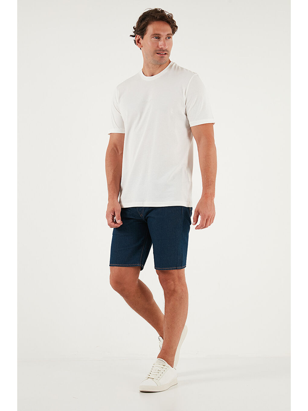 Ekru Pamuklu Baskılı Regular Fit Bisiklet Yaka %100 Pamuk Tişört 59020205-1