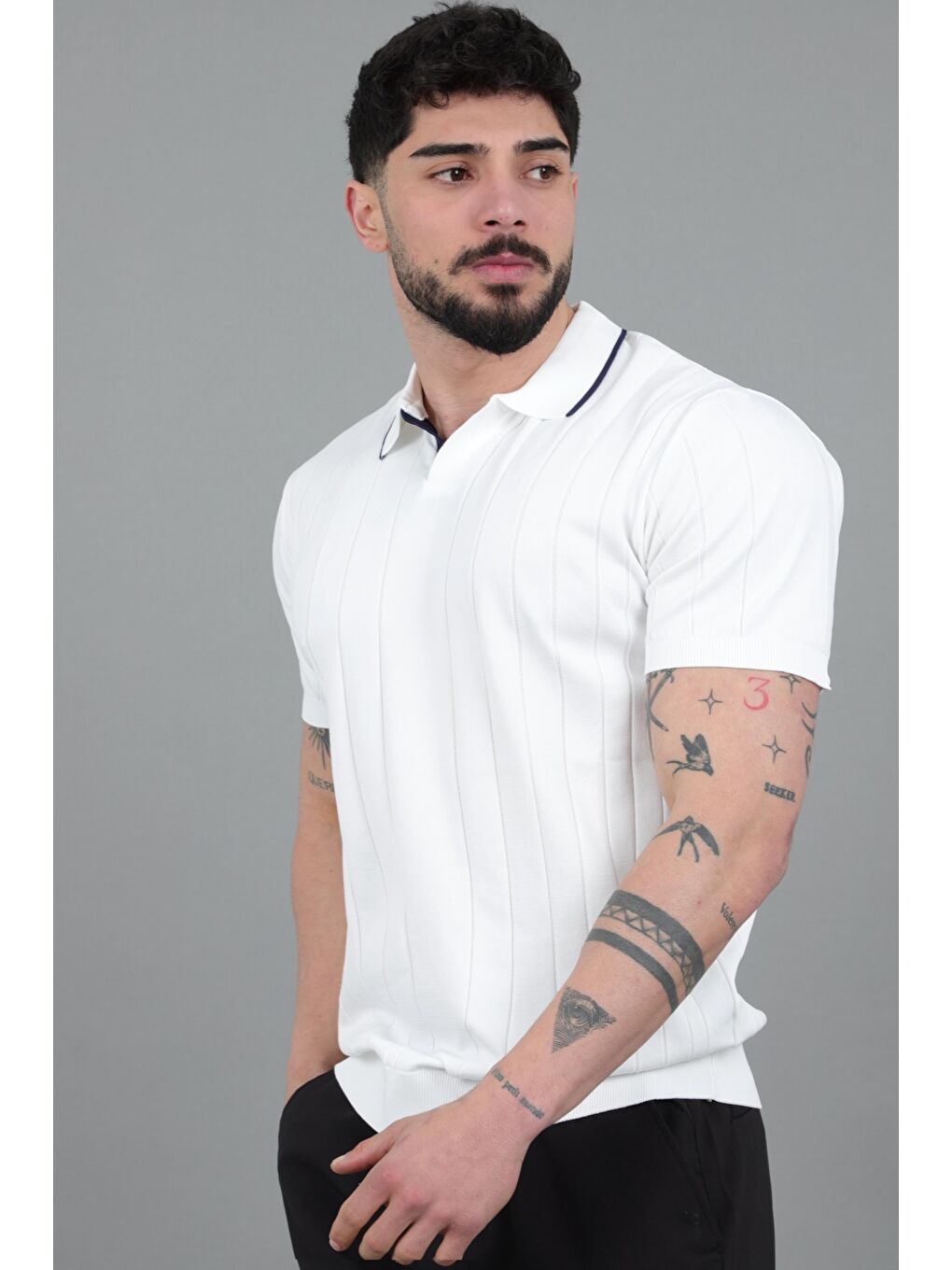 Beyaz Apaç Yaka Çizgi Desen Tişört JRX 1003_30496-3