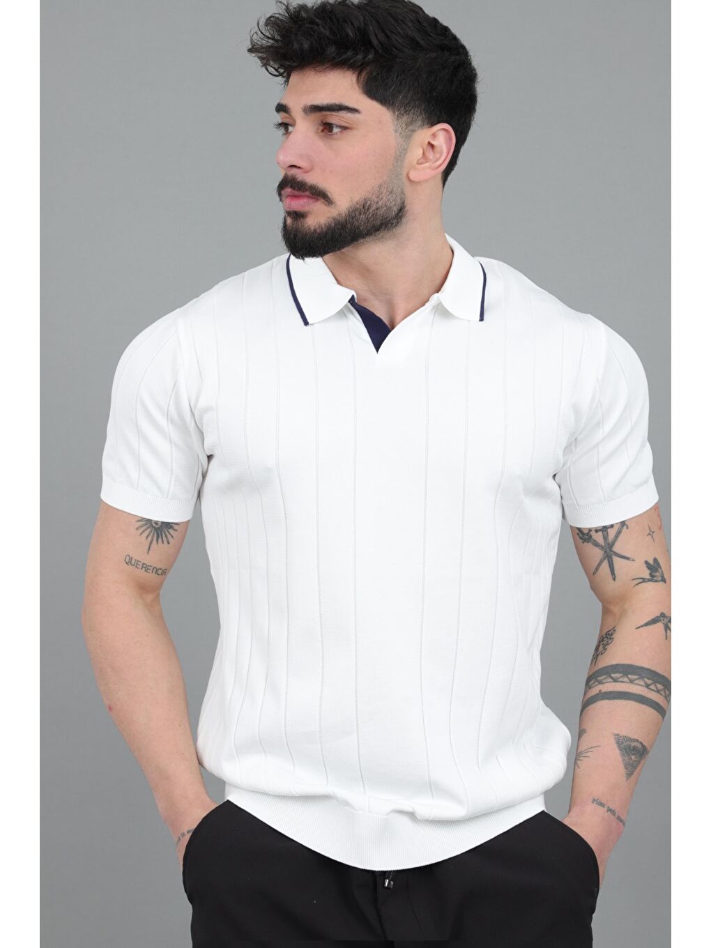 Beyaz Apaç Yaka Çizgi Desen Tişört JRX 1003_30496-4