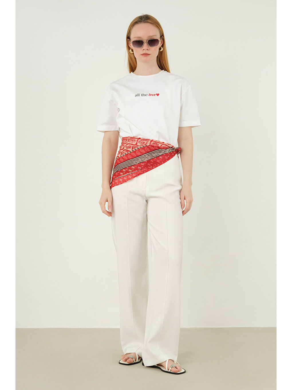 All The Love Tişört Kırık Beyaz-1