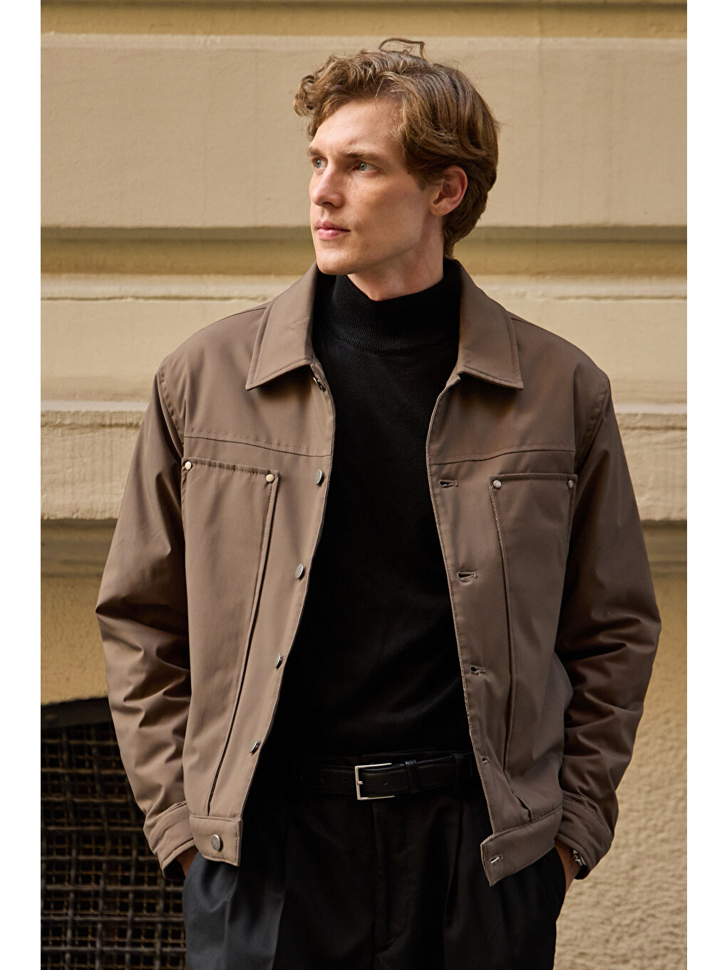 Erkek Modelli Kapitoneli Mont Ceket Kahverengi