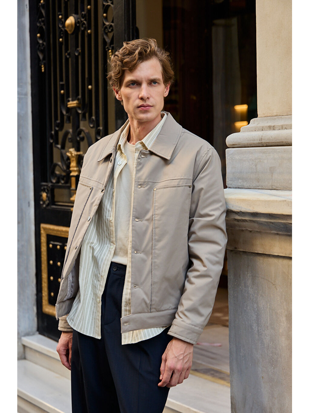 Erkek Modelli Kapitoneli Mont Ceket Bej-1