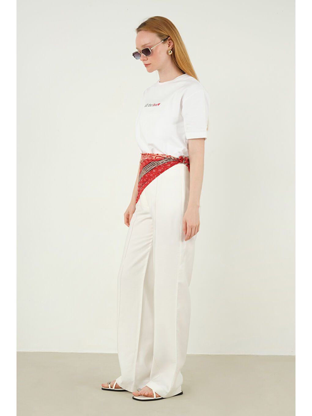 All The Love Tişört Kırık Beyaz-2