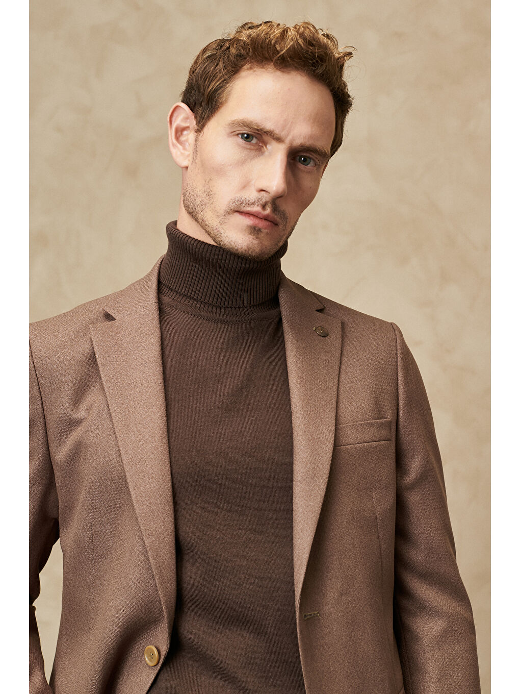 Erkek Kahverengi Slim Fit Dar Kesim Mono Yaka Diyagonal Desenli Ceket-3