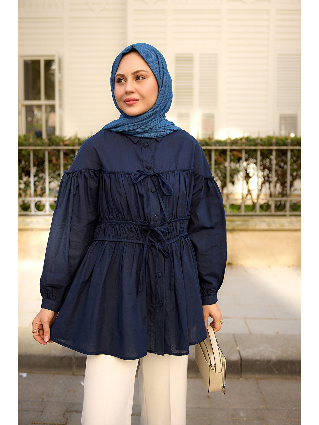 Kadın Büzgü Detaylı Vual Gömlek Lacivert