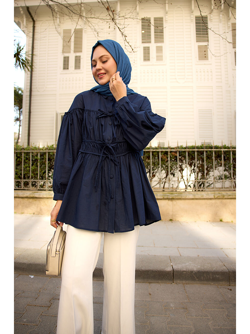 Kadın Büzgü Detaylı Vual Gömlek Lacivert-1