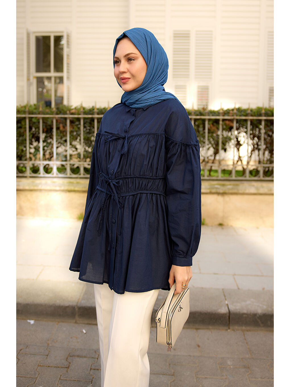 Kadın Büzgü Detaylı Vual Gömlek Lacivert-2