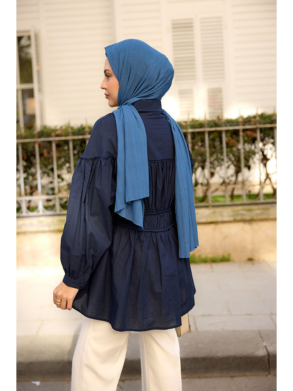 Kadın Büzgü Detaylı Vual Gömlek Lacivert-3