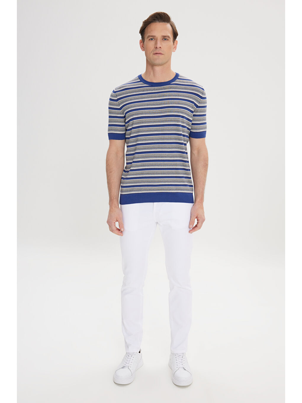 Yeşil Erkek SAKS BEJ Standart Fit Bisiklet Yaka %100 Pamuk Çizgili Triko Tişört-1