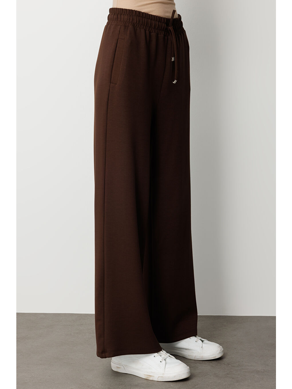 Beli Lastikli Yumuşak Dokulu Kahverengi Jogger Panton-1