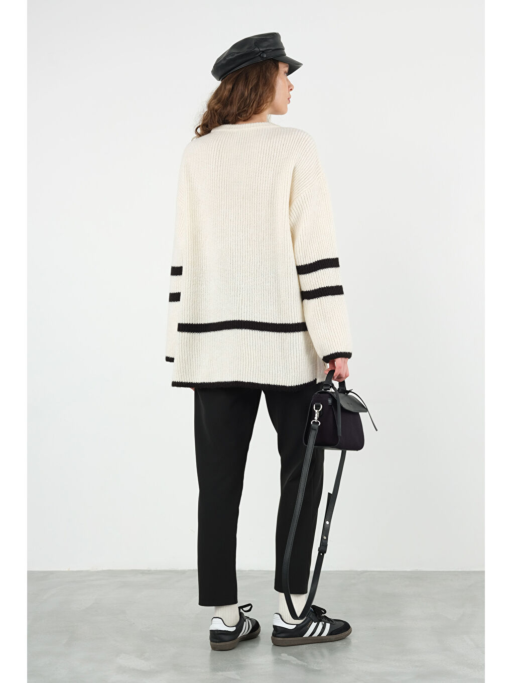 Eteği ve Kolları Şeritli Kazak Ekru-3