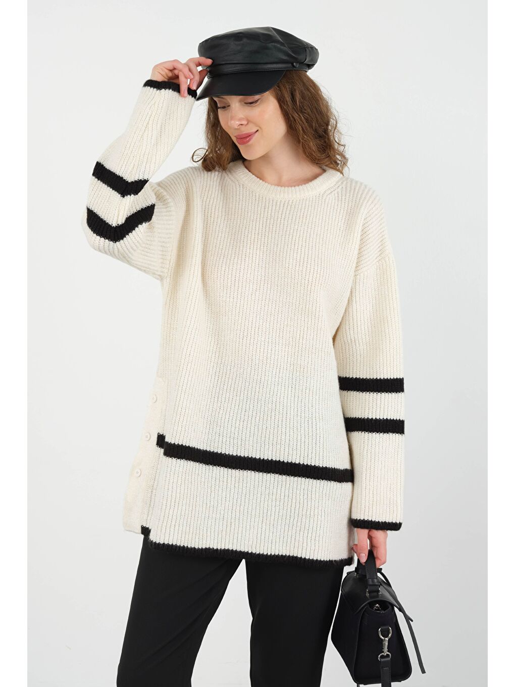 Eteği ve Kolları Şeritli Kazak Ekru-4