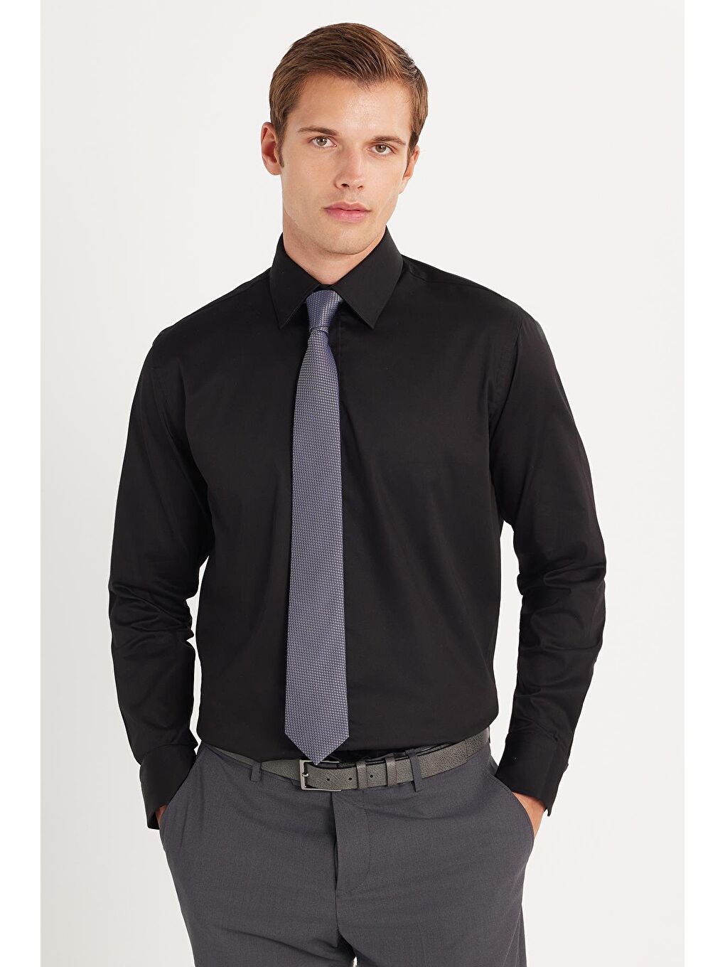 Erkek Klasik Fit Rahat Kesim Premium Elastanlı Pamuk Saten Siyah Gömlek