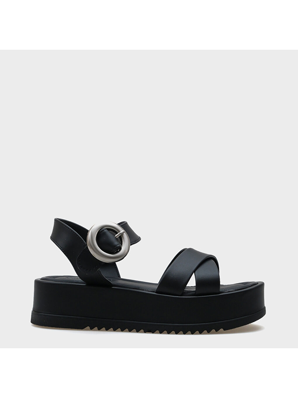 Siyah Dolly Çapraz Bantlı Konfor Tokalı Dolgu Topuklu Kadın Sandalet