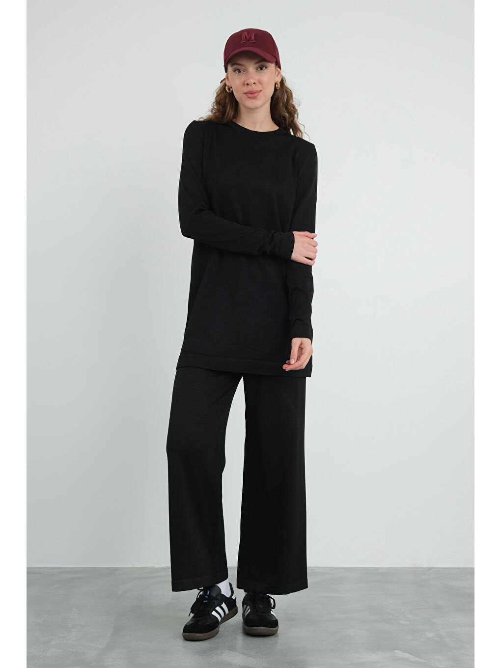 Basic Bisiklet Yaka Triko Siyah-1