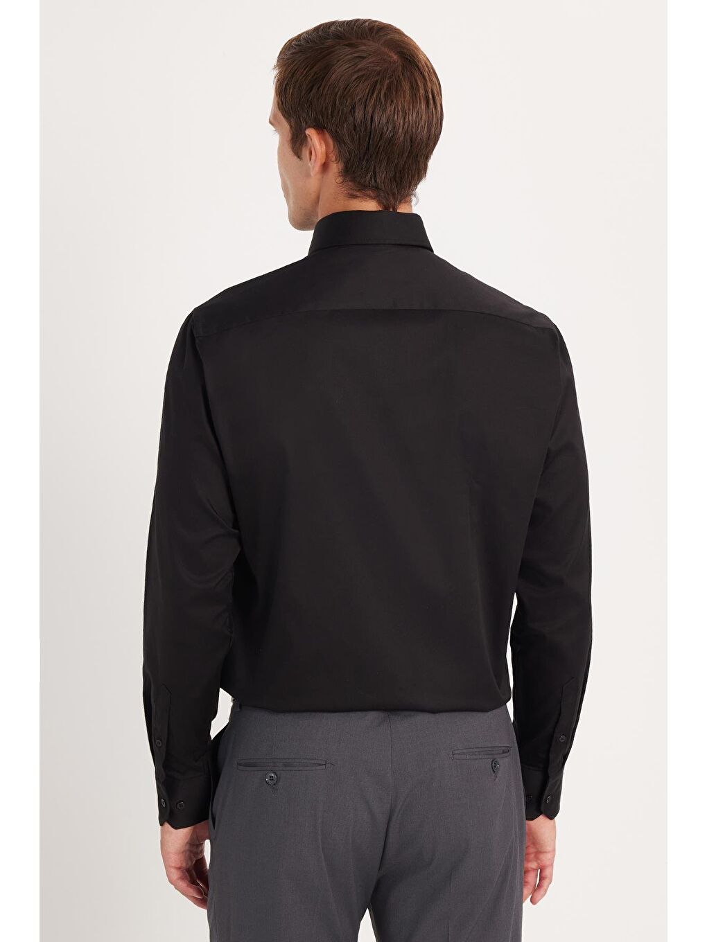 Erkek Klasik Fit Rahat Kesim Premium Elastanlı Pamuk Saten Siyah Gömlek-4