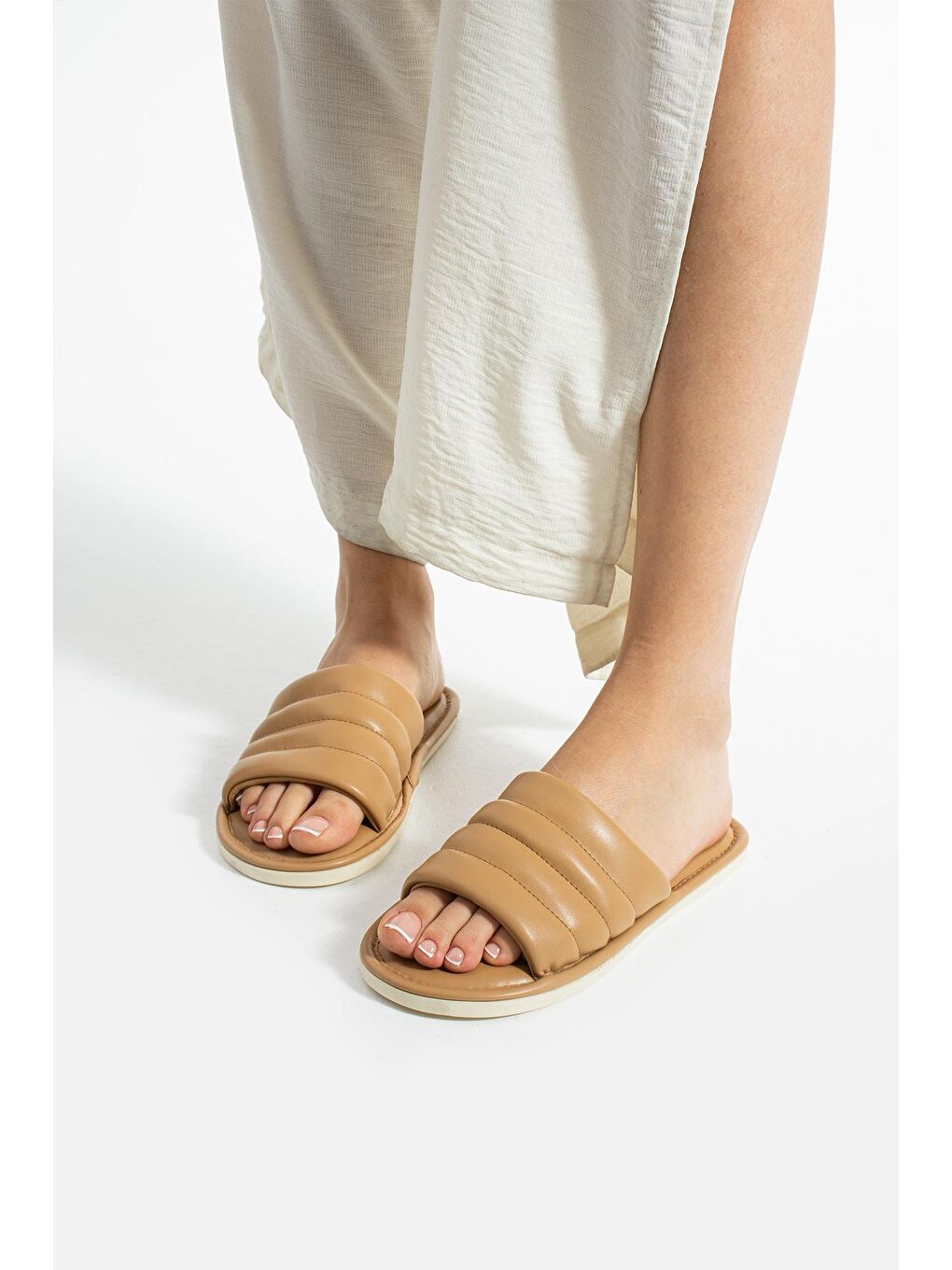 Kahverengi PAMELA Kadın Terlik Dış Mekan Havuz Deniz Plaj Terliği Ev Terliği-1