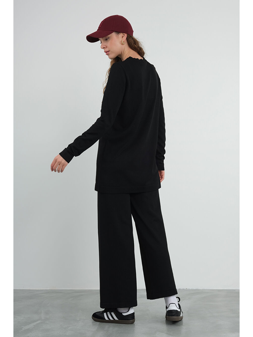 Basic Bisiklet Yaka Triko Siyah-2