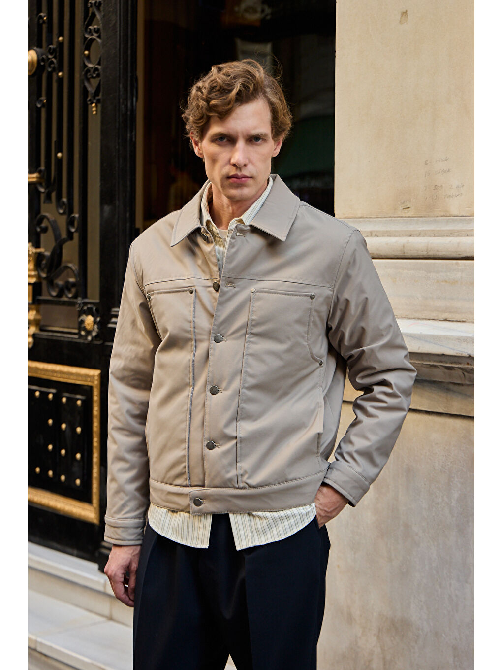 Erkek Modelli Kapitoneli Mont Ceket Bej-6