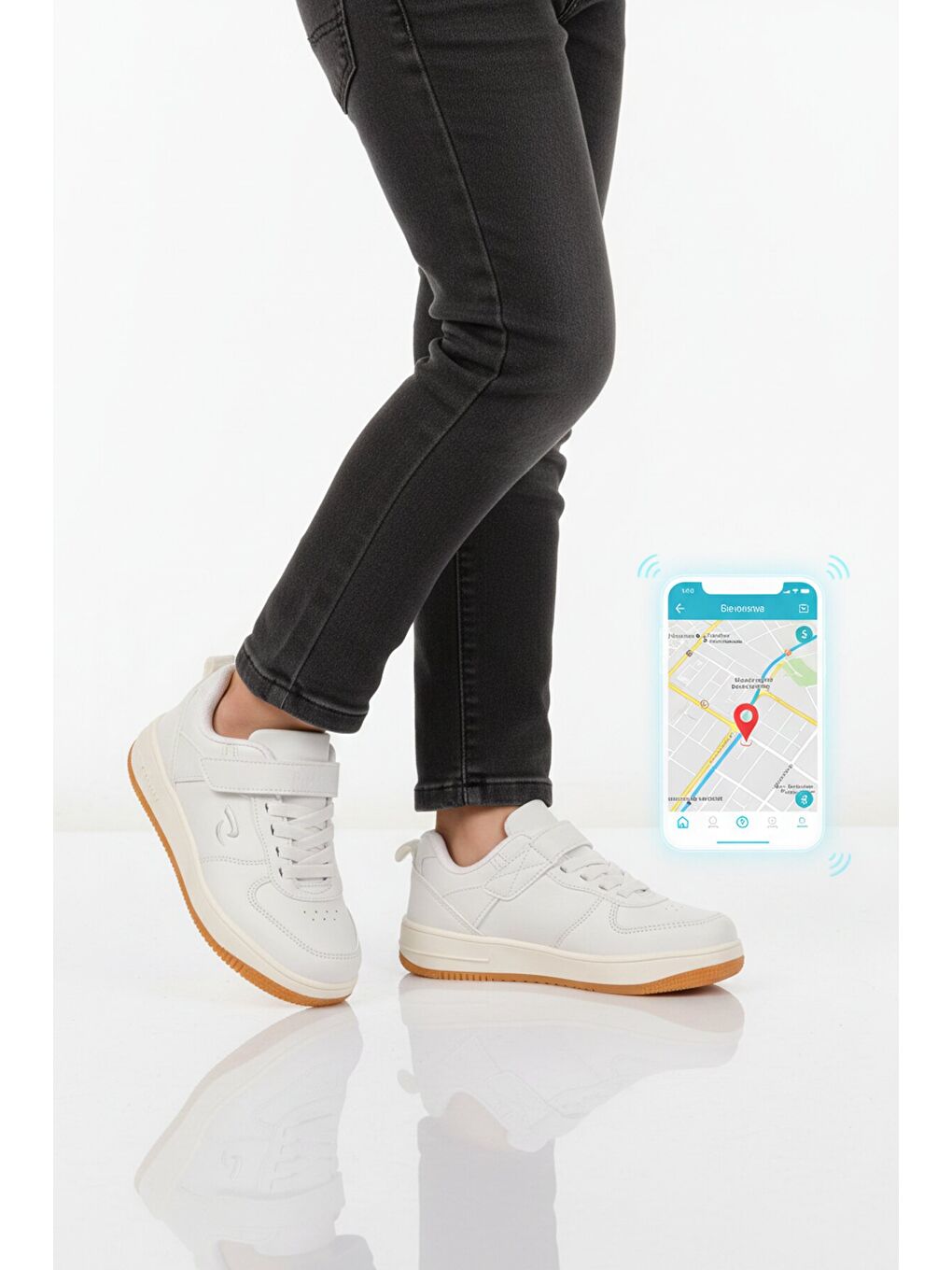 Beyaz Gps Takip Özellikli Unisex Çocuk Spor Ayakkabı Follow F-1